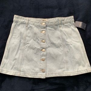 Button down jean shirt (tags still on)